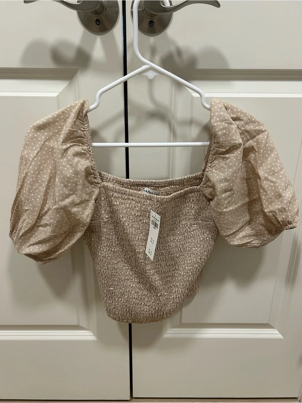 Abercrombie & Fitch Beige Smocked Puff-Sleeve Crop Top